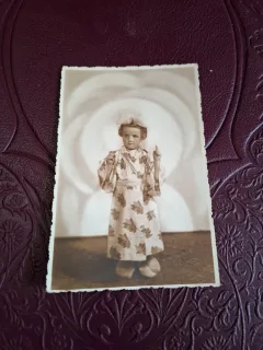 Fotografie tip carte postala , Balul mascat al copiilor - 17 Martie 1937