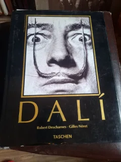 Album Salvador Dali 1904-1989 (The Paintings 1904-1946) - Robert Descharnes, Gilles Nérét