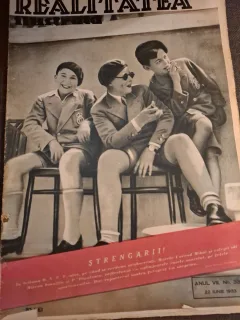Revista Realitatea Ilustrata Anul VII Nr.334,22 Iunie 1933 - Pe coperta Marele Voevod Mihai si colegii sai Mircea Ioanitiu si P.Dinulescu