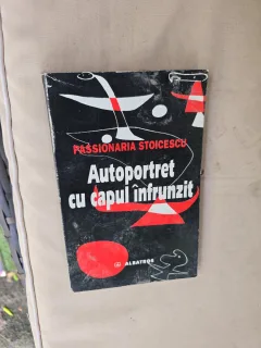 Autoportrait cu capul înfrunzit - Passionaria Stoicescu
