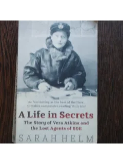 A LIFE IN SECRETS - SARAH HELM