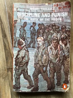 A SUPRAVEGHEA,A PEDEPSI,NASTEREA INCHISORII,PRIMA EDITIEDiscipline and Punish: The Birth of the Prison (Peregrine Books) Michel Foucault