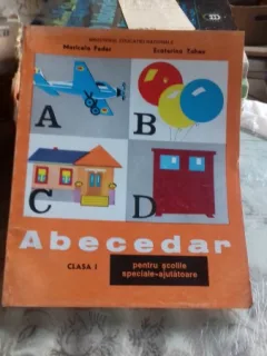 ABECEDAR CLASA I PENTRU SCOLILE SPECIALE - AJUTATOARE