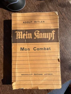 Adolf Hitler Mein Kampf (Mon Combat, text in limba franceza)