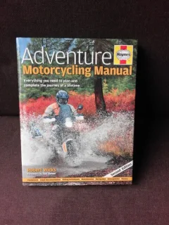 ADVENTURE, MOTORCYCLING MANUAL - ROBERT WICKS  (CARTE IN LIMBA ENGLEZA)