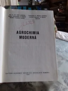 AGROCHIMIA MODERNA - DAVID DAVIDESCU
