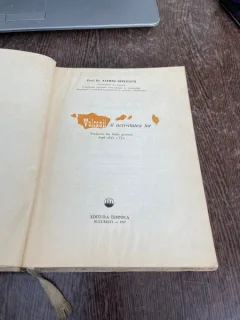 Alfred Rittmann - Vulcanii si activitatea lor