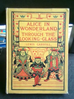 ALICE IN WONDERLAND - LEWIS CARROLL
