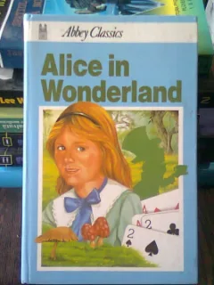 ALICE IN WONDERLAND - LEWIS CARROLL