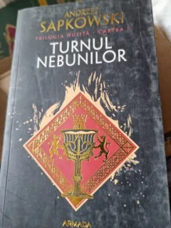 Andrzej Sapkowski - Turnul Nebunilor Vol. 1