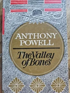 Anthony Powell - The Valley of Bones