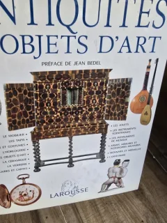 Antiquites et objets d art