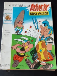 ASTERIX, VOLUMUL 1O AVENTURA A LUI ASTERIX EROUL GALILOR - R. GOSCINNY, A. UDERZO  CARTE CU BENZI DESENATE