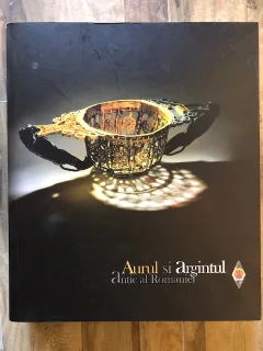 Aurul si Argintul antic al Romaniei carte lux