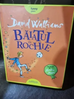 Baiatul cu rochie - David Williams