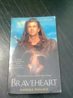 BRAVEHEART - RANDALL WALLACE  (CARTE IN LIMBA ENGLEZA)