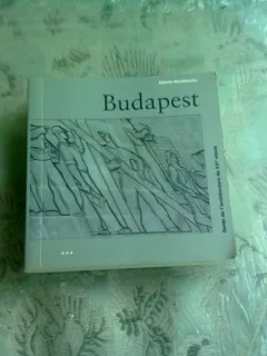 BUDAPEST, a Guide to Twentieth-century Architecture (Batsford Architecture) - EDWIN HEATHCOTE  (TEXT IN LIMBA ENGLEZA)