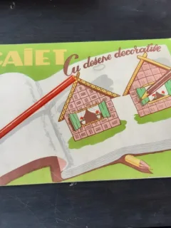 CAIET CU DESENE DECORATIVE