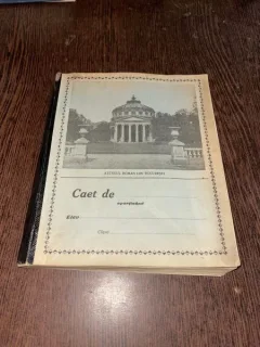 Caiet vechi cu lectii despre gramatica limbii franceze