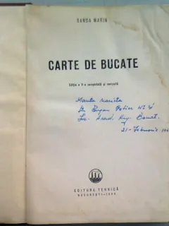 CARTE DE BUCATE - SANDA MARIN