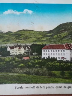 Carte postala, Brad Scoala Normala de fete pentru cond. de gradini de copii si Gara,1937