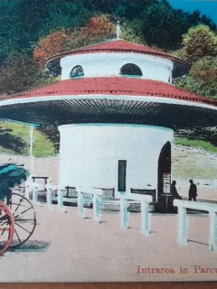 Carte postala, Calimanesti, intrarea in Parcul Caciulata, perioada interbelica