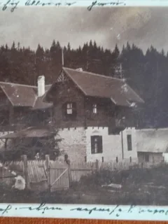 Carte postala, casa din Tusnad, perioada interbelica