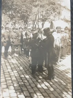 Carte postala, Ceremonie de decorare in Legiunea Straina din Franta, perioada interbelica