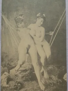 Carte postala cu tema erotica, inceput de secol XX