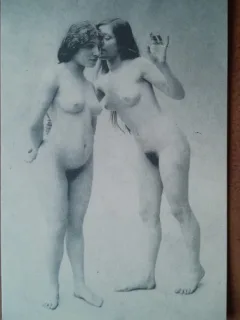 Carte postala cu tema erotica, perioada interbelica
