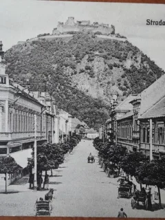 Carte postala, Deva, strada Regina Maria utca, inceput de secol XX