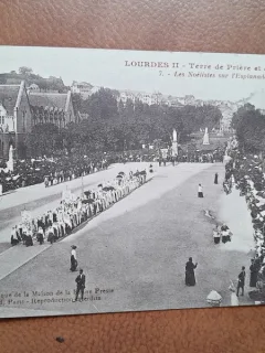 Carte postala, Lourdes II-Terre de priere et de Miracle, inceput de secol XX