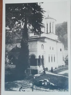 Carte postala, Manastirea Horezu, Biserica
