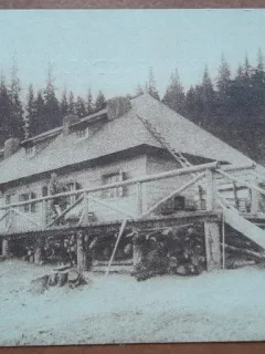 Carte postala, necirculata, Hanul Drumetilor Sectiunea Bucegilor, inceput de secol XX
