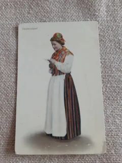 CARTE POSTALA, PERIOADA INTERBELICA, FEMEIE IN PORT POPULAR, LITOGRAFIE, NECIRCULATA