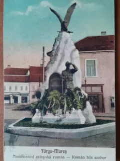 Carte postala, Targu Mures, Monumentul ostasului roman, 1933