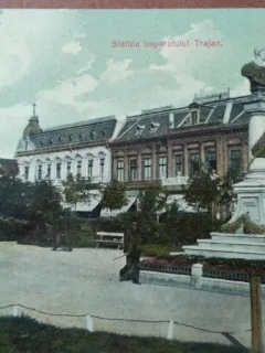 Carte postala, Turnu-Severin, statuia Imparatului Traian, perioada interbelica