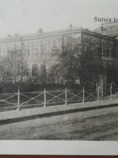 Carte postala, Turnu-Severin, statuia Imparatului Traian, perioada interbelica