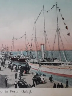 Carte postala, Vase de razboi in Portul Galati, inceput de secol XX
