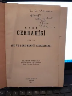Cene Cerrahisi, Cilt 1 - Cihat Borcbakan   (Chirurgie maxilo-facială, volumul 1. cu dedicatia autorului)