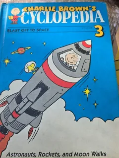 Charlie Browns cyclopedia volume 3