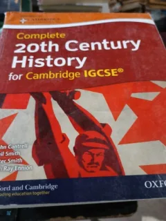 Complete 20th Century History for Cambridge IGCSE - John Cantrell , Neil Smith , Peter Smith , Ray Ennion (CONTINE CD)
