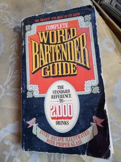 COMPLETE WORLD BARTENDER GUIDE
