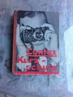 CONTAX KURZ SCHULE - HANS HEMPEL  (SCURT MANUAL DE UTILIZARE A APARATULUI FOTO, TEXT IN LIMBA GERMANA)