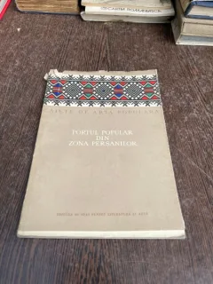 Cornel Irimie - Portul popular din zona persanilor. Tara Oltului