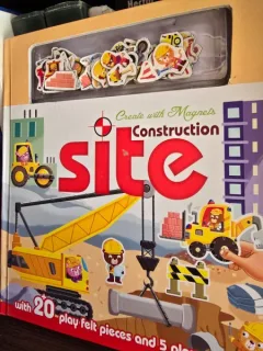Create with magnets. Construction site (Creeaza cu magneti. Santier de constructii - carte in limba engleza)