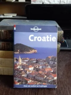 CROATIE - GHID DE CALATORIE (franceza)