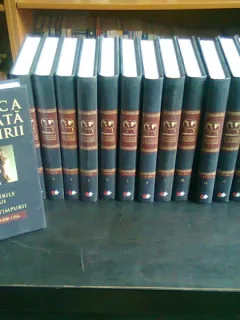 CRONICA ILUSTRATA A OMENIRII  16 VOLUME