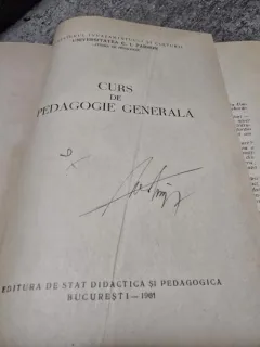 CURS DE PEDAGOGIE GENERALA - COLECTIV DE AUTORI
