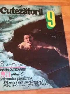 CUTEZATORII-REVISTA
